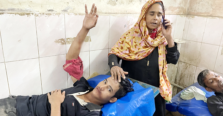 নরসিংদীতে আধিপত্য বিস্তার নিয়ে সংঘর্ষে নিহত ২, আহত ৩০
