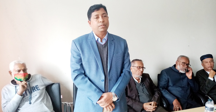 দুই বীর মুক্তিযোদ্ধাকে লাঞ্ছনা: ডিসি অফিসের ৪ কর্মচারীকে ওএসডি