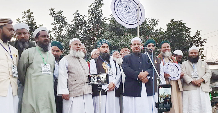 ‘দুনিয়ায় শান্তি-আখিরাতে মুক্তি চাইলে হাতপাখার প্রার্থীকে ভোট দিন’