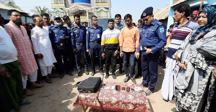 নারায়ণগঞ্জে ডিবি পরিচয়ে অপহরণের সময় আটক ২