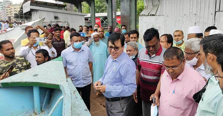 নারায়ণগঞ্জে বন্ধ থাকা লঞ্চ পরিদর্শন নৌনিরাপত্তা পরিচালকের