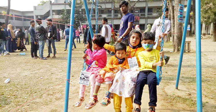 &lsquo;জীবনের শেষ ভোট দিয়ে এলাম&rsquo;