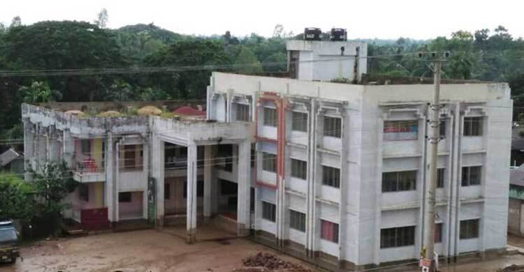 কর দিয়েও কাঙ্ক্ষিত সেবা পাচ্ছেন না নালিতাবাড়ী পৌরবাসী