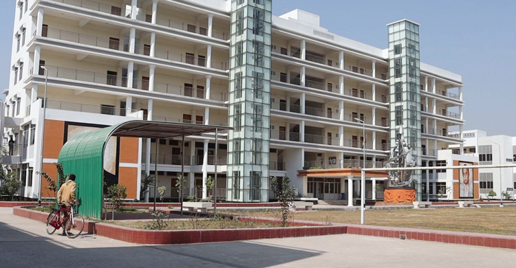 অধ্যক্ষসহ পাঁচ শিক্ষক দিয়ে চলছে ৩৫০ শিক্ষার্থীর পাঠদান