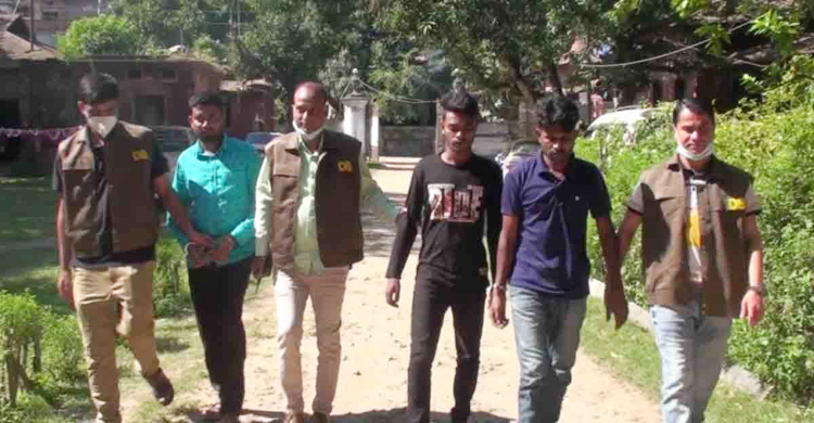 চুরি হওয়া বৈদ্যুতিক মিটারসহ আটক ৩