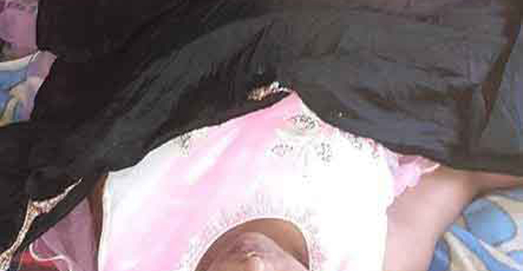 মায়ের পরকীয়ার বলি ৭ বছরের শিশু