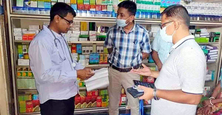 ভুয়া চিকিৎসককে আটক করে ৩০ হাজার টাকা জরিমানা