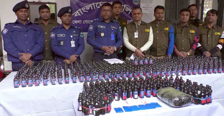 আলুর বস্তায় ফেনসিডিল