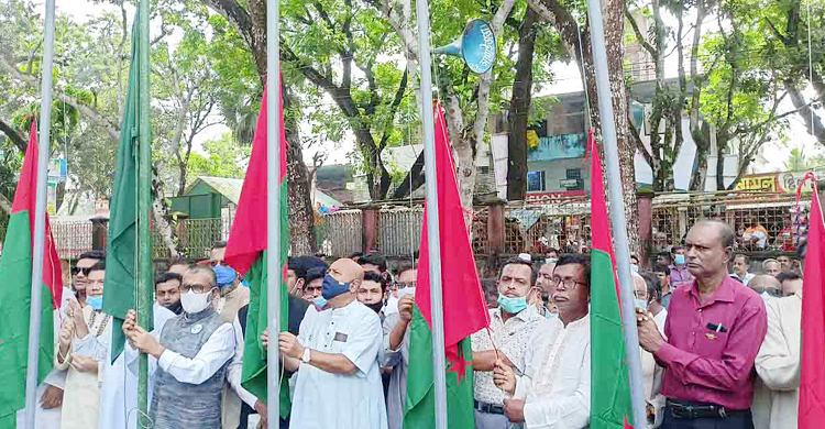 পিঠ বাঁচাতে সবাই আওয়ামী লীগ হতে চায়: তথ্যমন্ত্রী