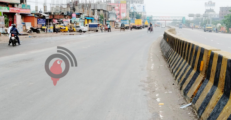ঢাকা-চট্টগ্রাম মহাসড়ক ফাঁকা, নেই ঘরমুখো যাত্রী