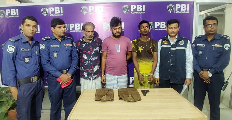 আইনশৃঙ্খলা বাহিনীর সদস্য পরিচয়ে ডাকাতি, গ্রেফতার ৭