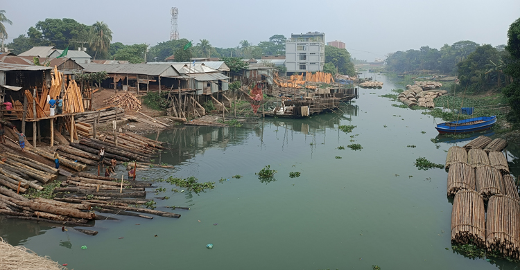 খরস্রোতা ‘মারিখালী’ এখন মরা নদ