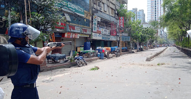 নারায়ণগঞ্জে সংঘর্ষ: পুলিশ-বিএনপির পাল্টাপাল্টি দোষারোপ