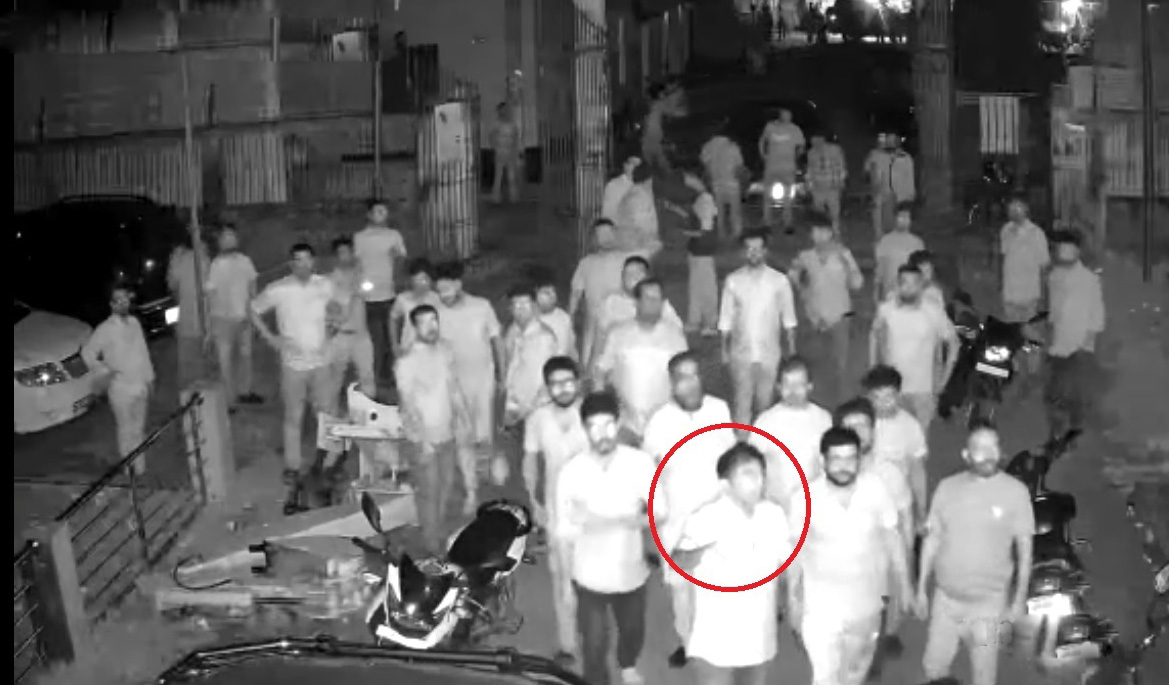 কালিয়া পৌরভবনে হামলা-ভাঙচুর, ৩৪ জনের বিরুদ্ধে থানায় অভিযোগ