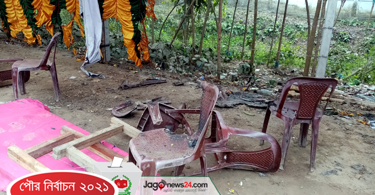 নৌকার অফিসে আগুন, বিদ্রোহী প্রার্থীসহ ৬০ জনের নামে মামলা