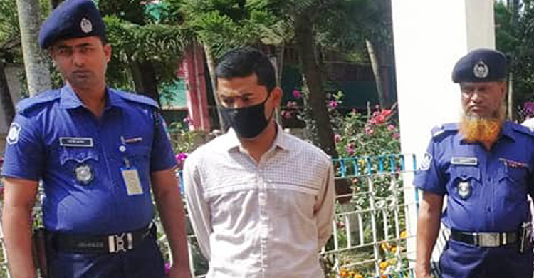 স্বামীকে বেঁধে রেখে স্ত্রীকে কুপিয়ে হত্যা