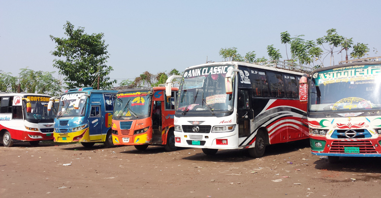 ধর্মঘট প্রত্যাহারের পরও নড়াইলে বাস বন্ধ