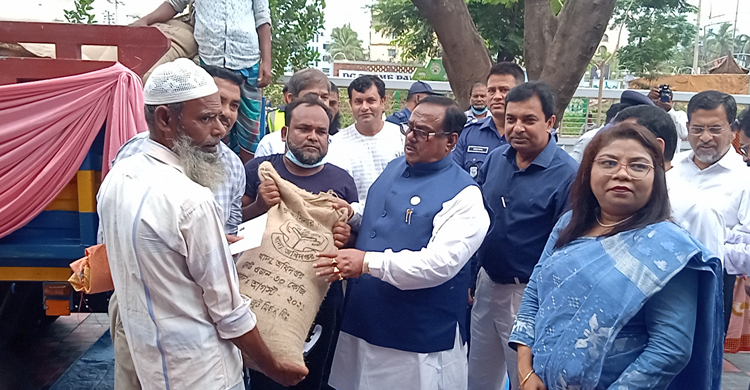 দেশে চালের অভাব নেই: খাদ্যমন্ত্রী