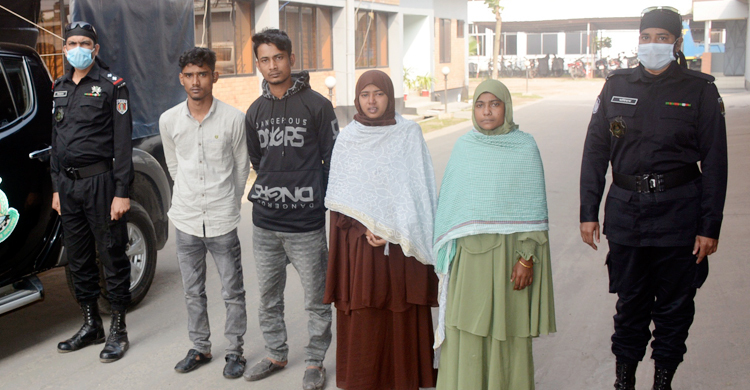 এনজিওকর্মীর কব্জি কেটে ছিনতাইয়ের ঘটনায় গ্রেফতার ৪