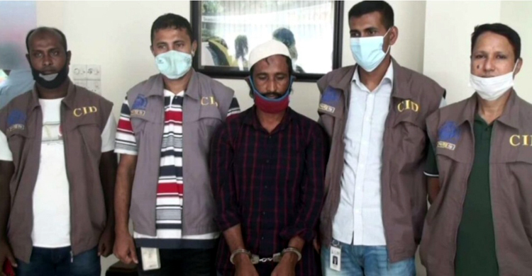 মসজিদে ভয়াবহ বিস্ফোরণের ঘটনায় এবার বিদ্যুৎ মিস্ত্রি গ্রেফতার