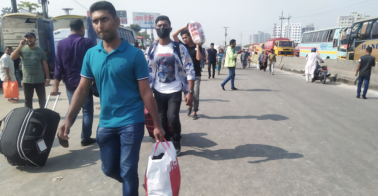 ঢাকা-চট্টগ্রাম ও ঢাকা-সিলেট মহাসড়কে যান চলাচল বন্ধ