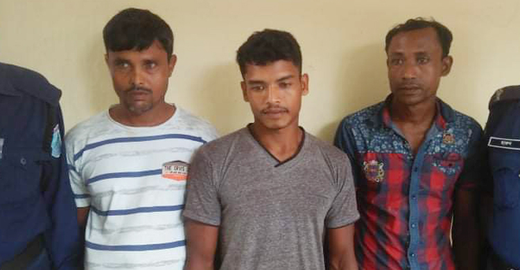 ছোট ভাইয়ের প্রেমিকাকে ছিনিয়ে নিয়ে ধর্ষণ করলো বড় ভাই