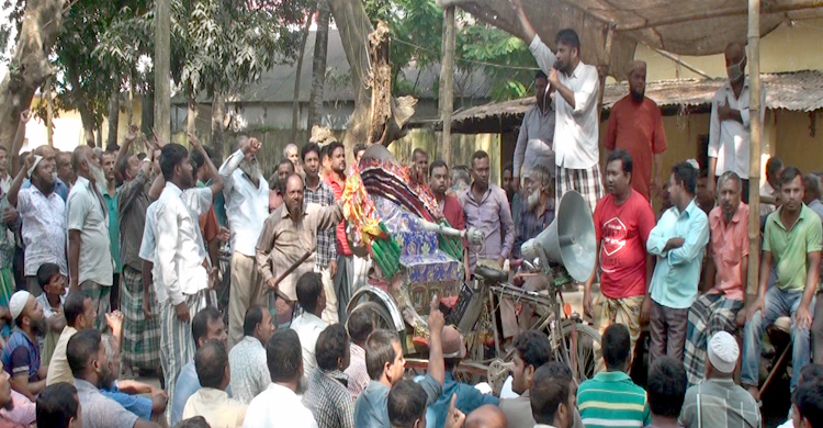 ১১ দফা দাবিতে পাটকল শ্রমিকদের বিক্ষোভ