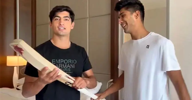 দুই ছক্কার সেই ব্যাট বন্যাদুর্গতদের জন্য নিলামে তুলছেন নাসিম