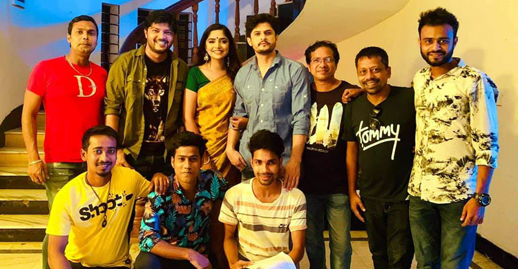 দুই নায়কের বিপরীতে হিমি
