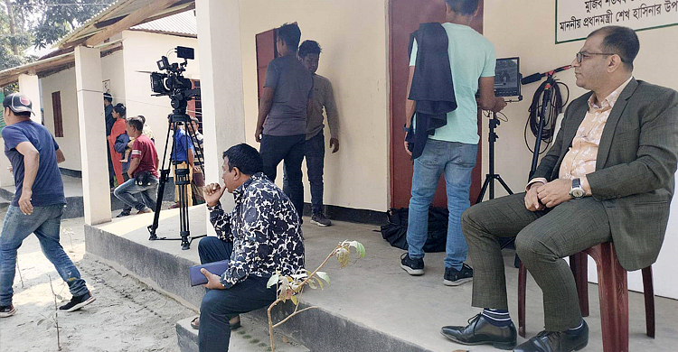 আশ্রয়ণের ঘর পাওয়ার গল্পে নাটক, পরিচালনায় ইউএনও | মঙ্গলবার, ০৭ ফেব্রুয়ারি ২০২৩