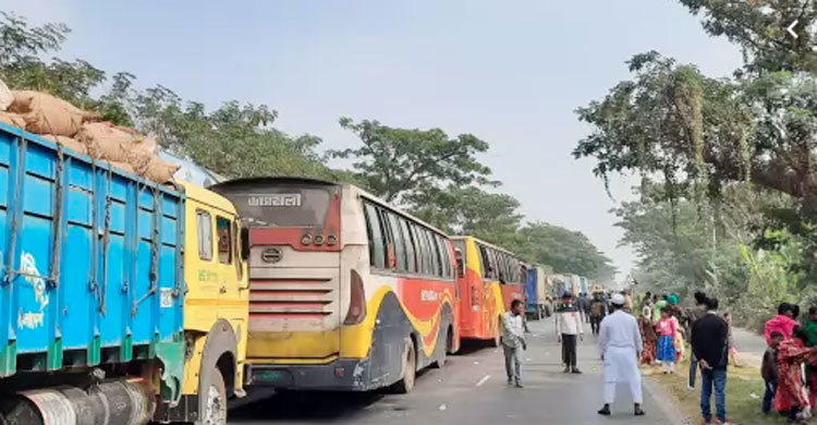 ৯০ কিলোমিটার যানজট, রংপুর থেকে ১৬ ঘণ্টায় নাটোর