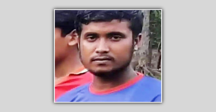 নাটোরে বজ্রপাতে ছেলে নিহত, বাবাসহ আহত ৭