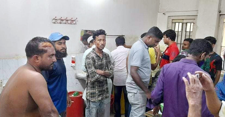 নাটোরে ঘাট দখলকে কেন্দ্র করে সংঘর্ষ, আহত ৮