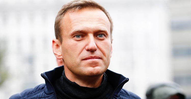 Russian opposition leader Alexei Navalny ‘poisoned’