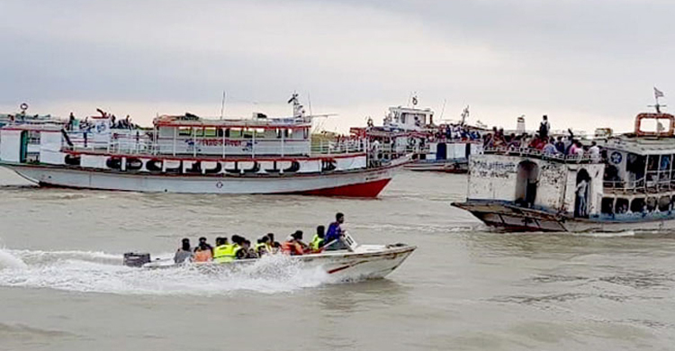 অঞ্চলভিত্তিক নৌযানচালক পরীক্ষা চালুর দাবি