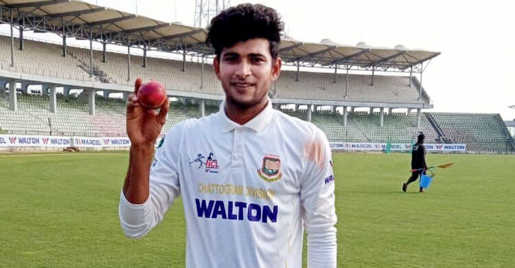 সৌম্যর পর হাসলো ফজলে রাব্বির ব্যাটও
