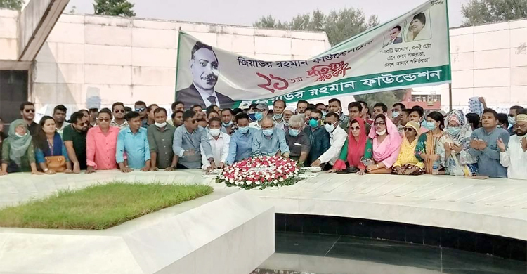 গণতন্ত্র মুমূর্ষু অবস্থায় আছে : নজরুল