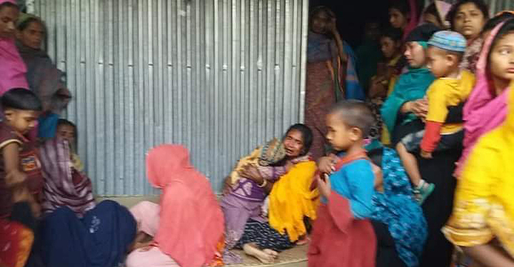 দিনভর অপেক্ষা, অবশেষে ভাইয়ের লাশের দেখা পেল এতিম দুই বোন