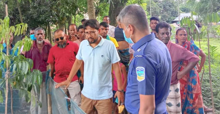 ইউএনওর সহযোগিতায় মুক্ত হলো সেই সাত পরিবার