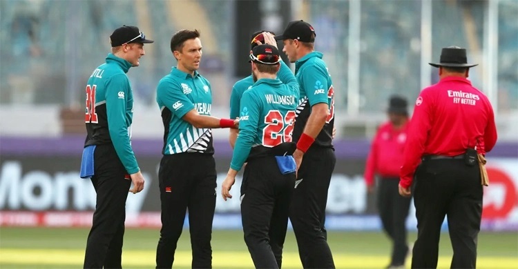 Guptill brilliance helps NZ see off steely Scotland