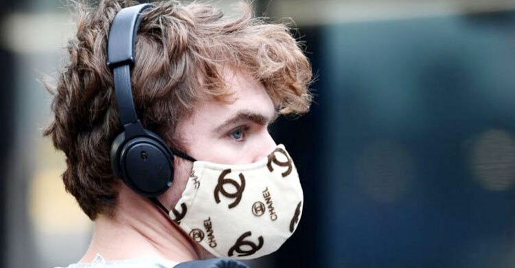 Covid-19: Mask rules eased as cases drop in New Zealand