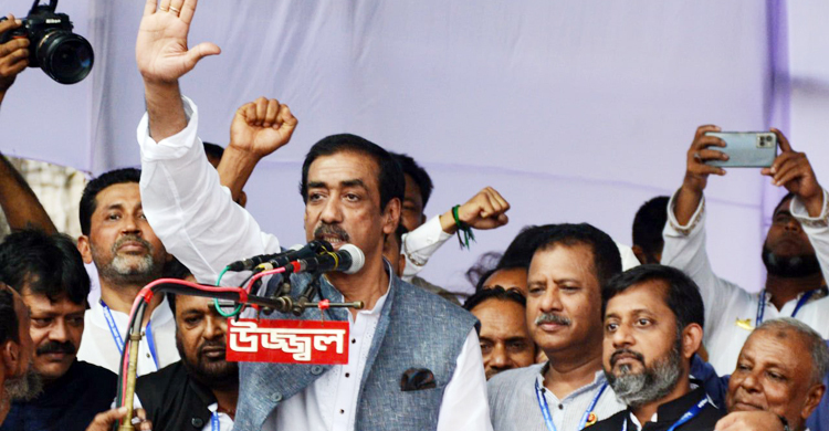 আকাশে শকুন উড়ছে মানচিত্রে থাবা দেবে: শামীম ওসমান