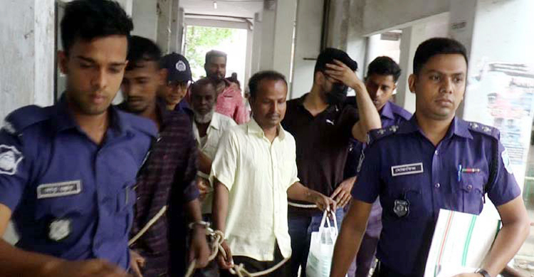 নারায়ণগঞ্জে মদসহ কনটেইনার জব্দে ৩ আসামি রিমান্ডে