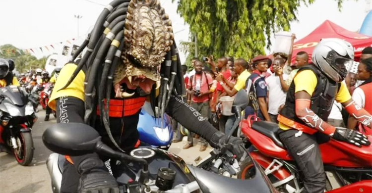 নাইজেরিয়ায় বাইক কার্নিভালে গাড়ি চাপায় নিহত ১৪