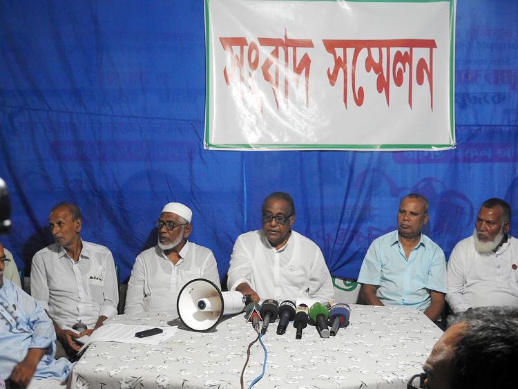 এমপি আসাদুজ্জামান নূরের বিরুদ্ধে আচরণবিধি লঙ্ঘনের অভিযোগ