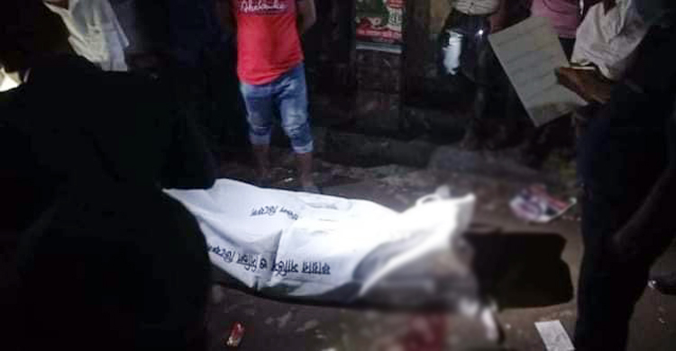 নীলফামারীতে ট্রাকচাপায় ৩ শ্রমিক নিহত