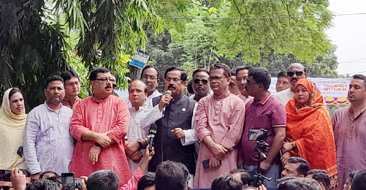 রেলের জমিতে বসবাসকারীদের পুনর্বাসন না করে উচ্ছেদ নয়: নানক