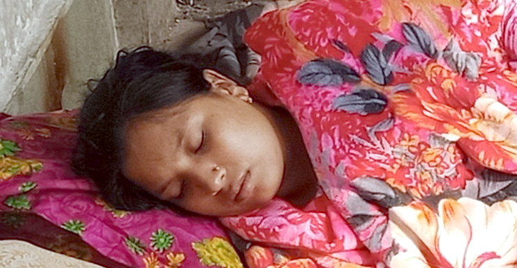 ৯৯৯ নম্বরে কল করে রক্ষা পেলেন অন্তঃসত্ত্বা নারী
