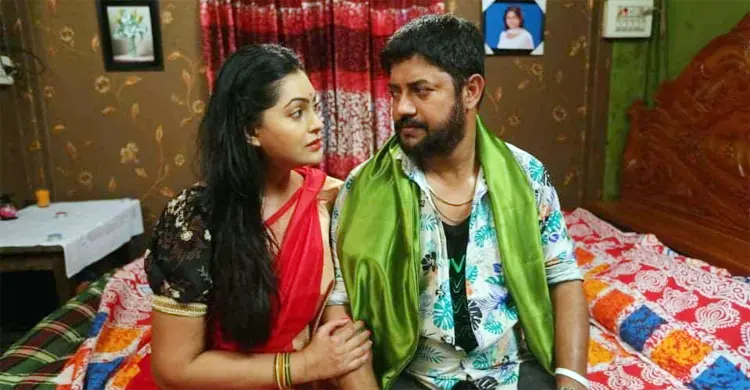 বীরত্ব শুরু করলেন নিপুণ, সঙ্গে নাসিম