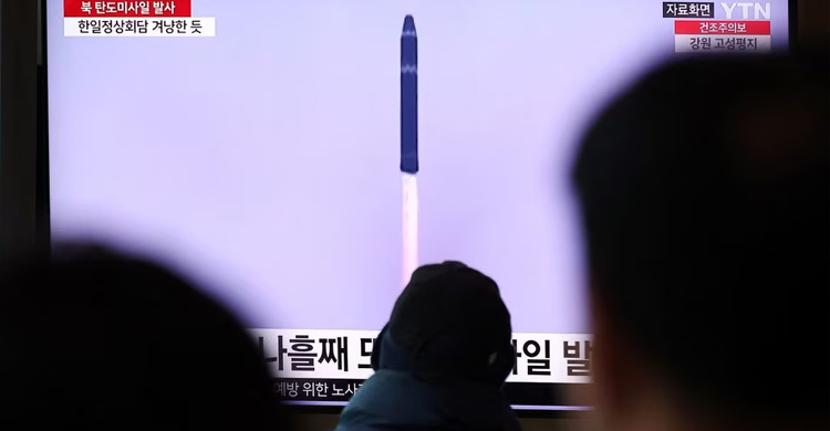 N Korea launches apparent ICBM ahead of S Korea-Japan summit